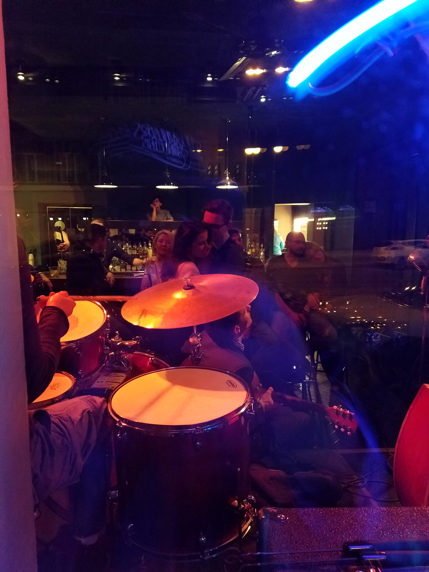 Live jazz club performance · October 10, 2016