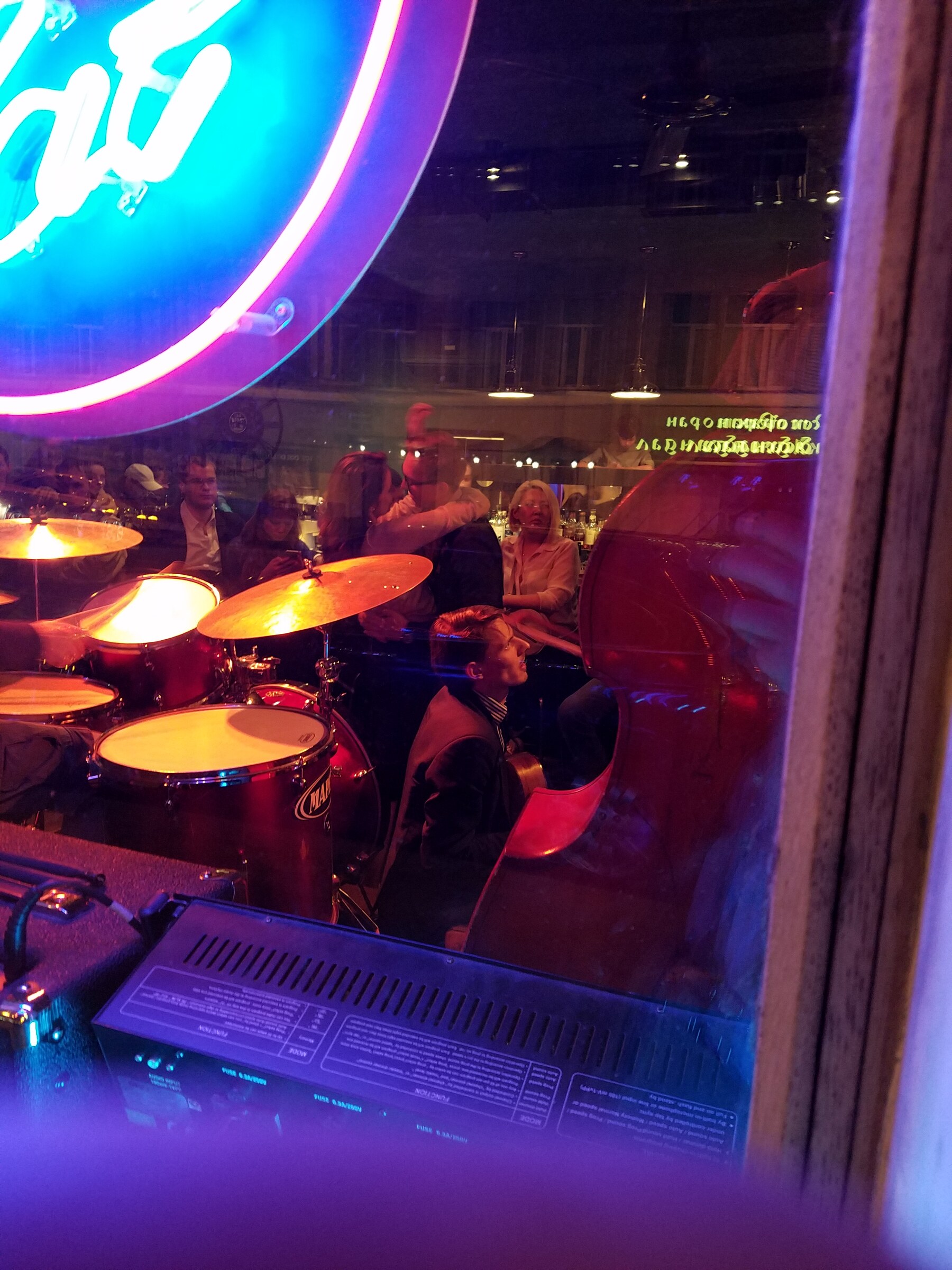 Live jazz club performance · October 10, 2016