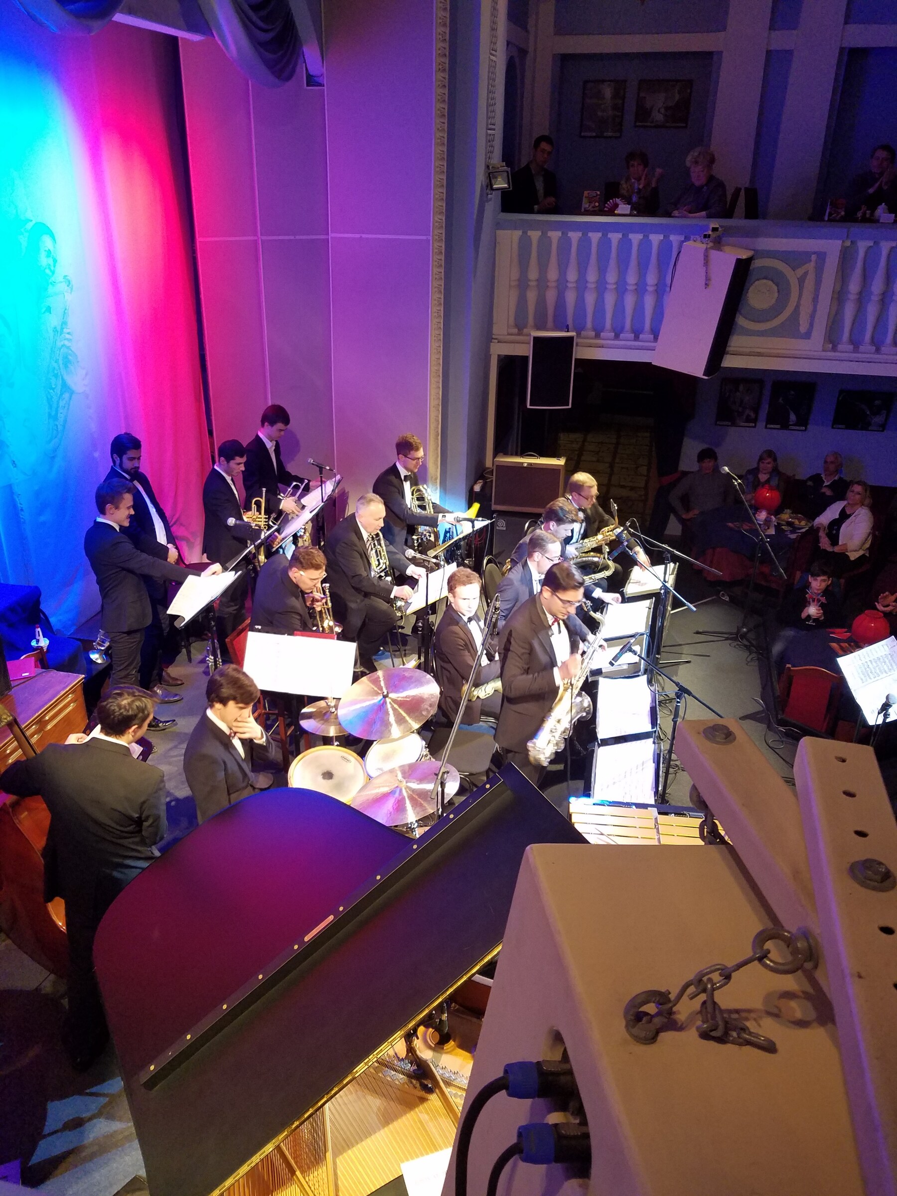 Jazz performances and artist gatherings — St. Petersburg · November 19, 2017