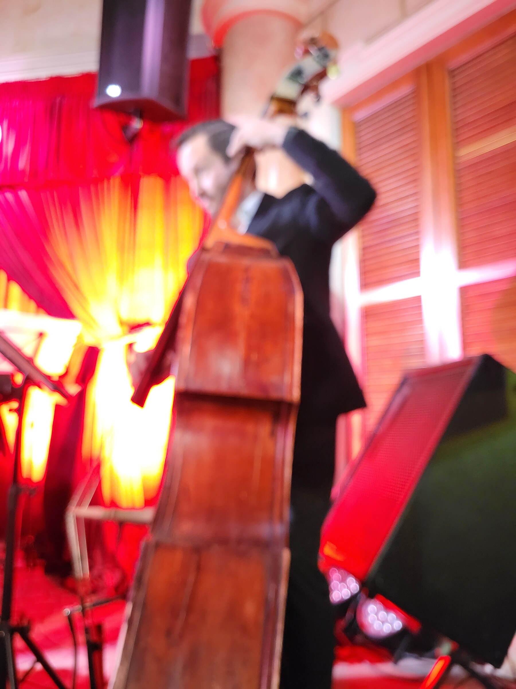 Jazz rehearsal and live performance · January 22, 2022
